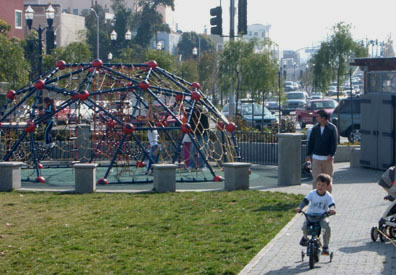 The Park at the Northern End of Ocatvia Boulevard